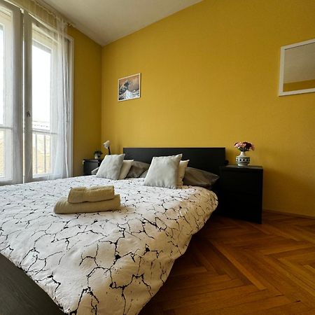 Extralarge Queen Room In The Heart Of Bratislava With Terrace 외부 사진