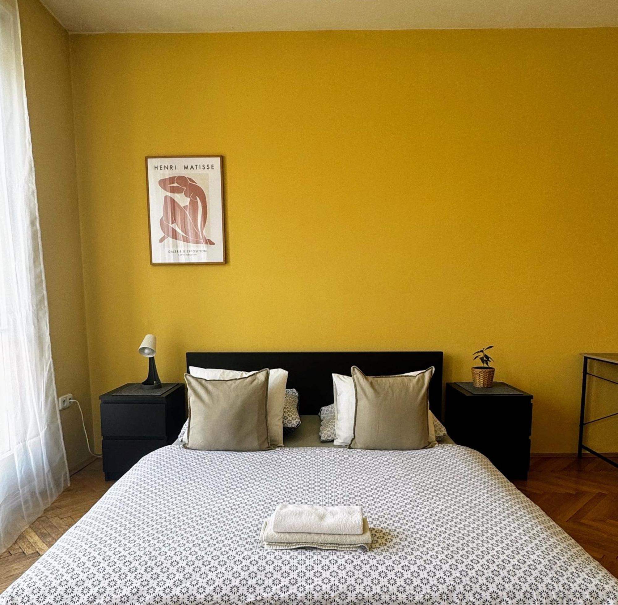 Extralarge Queen Room In The Heart Of Bratislava With Terrace 외부 사진
